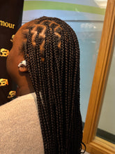 Charger l'image dans la galerie, Knotless Braids x-medium 60´´ (rallonges comprise)

